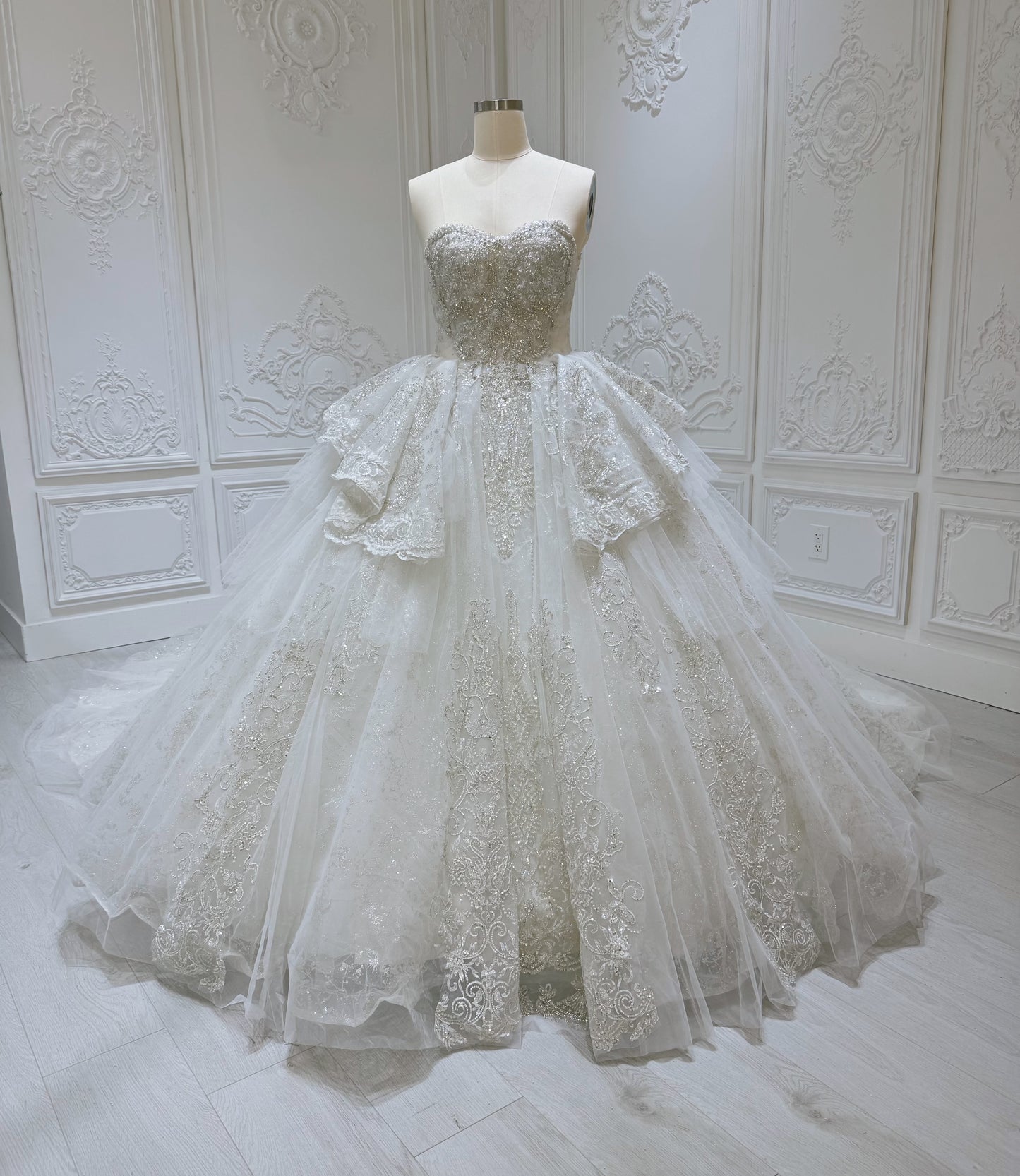 Stock clearance! Size 10 of luxury beading strapless sparkling princess ballgown royal wedding dress with detachable long sleeve and neck piece!